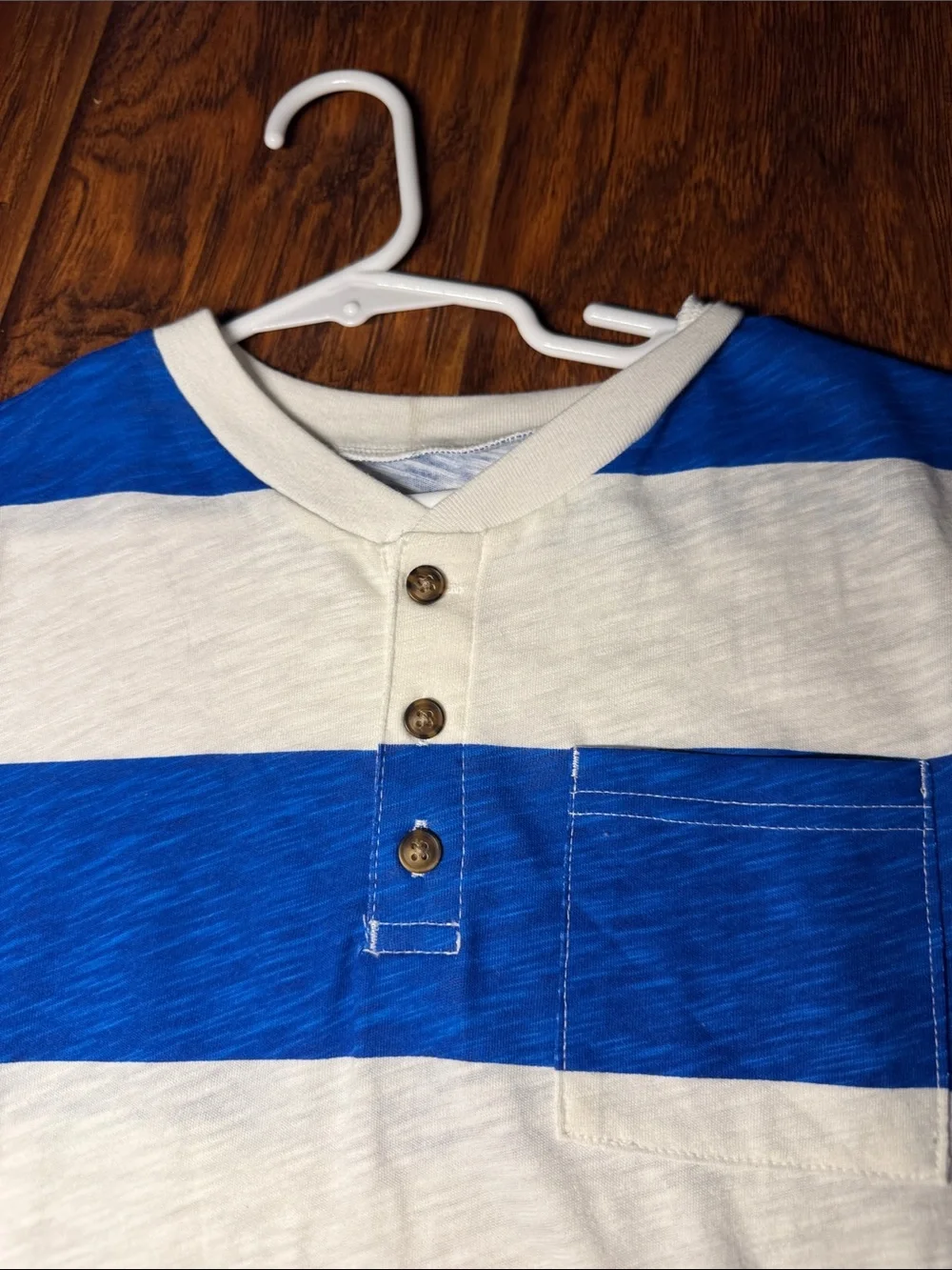 Carter’s size 7 Kids Blue & White Striped Henley shirt, new w tags